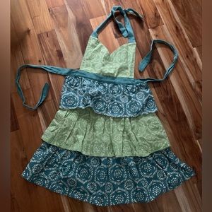 Ruffle Apron